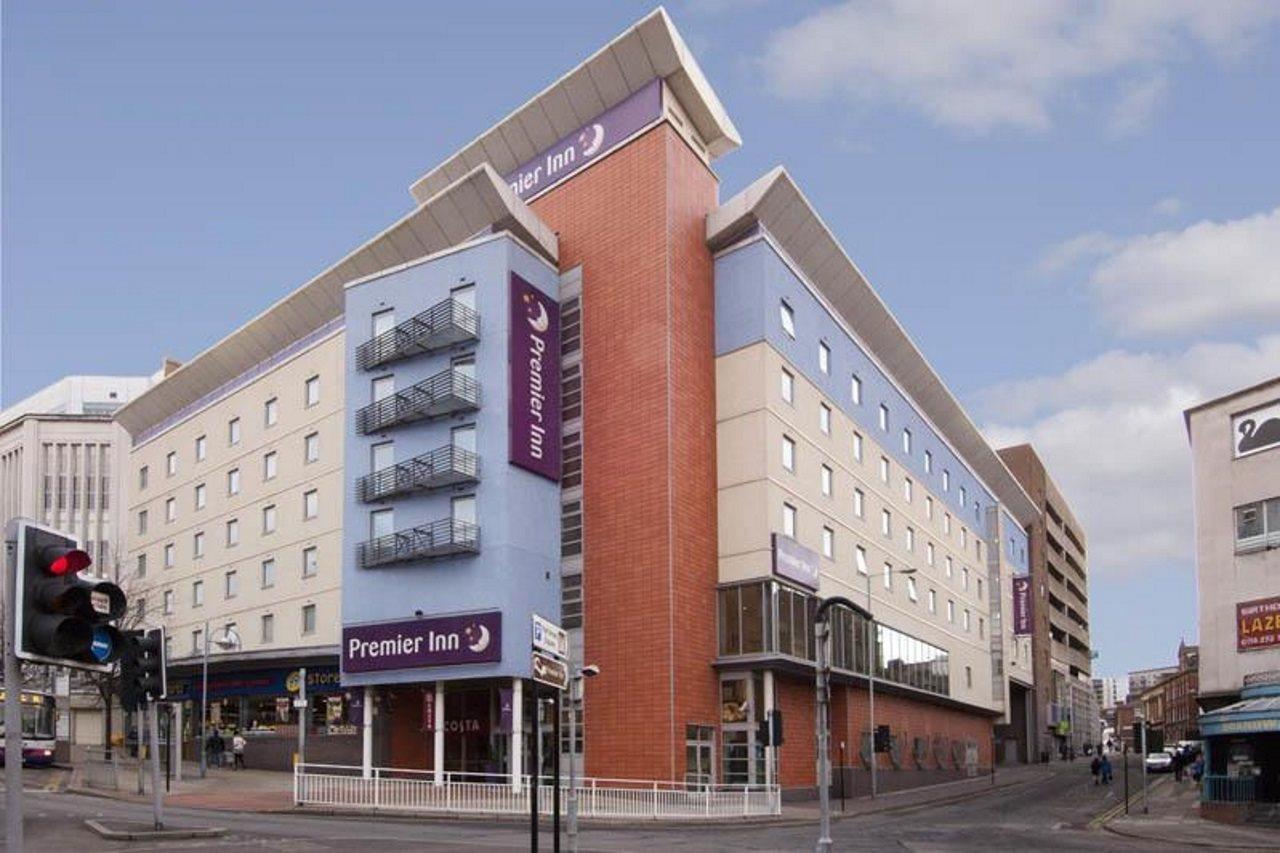 Premier Inn Sheffield City Centre Exterior photo