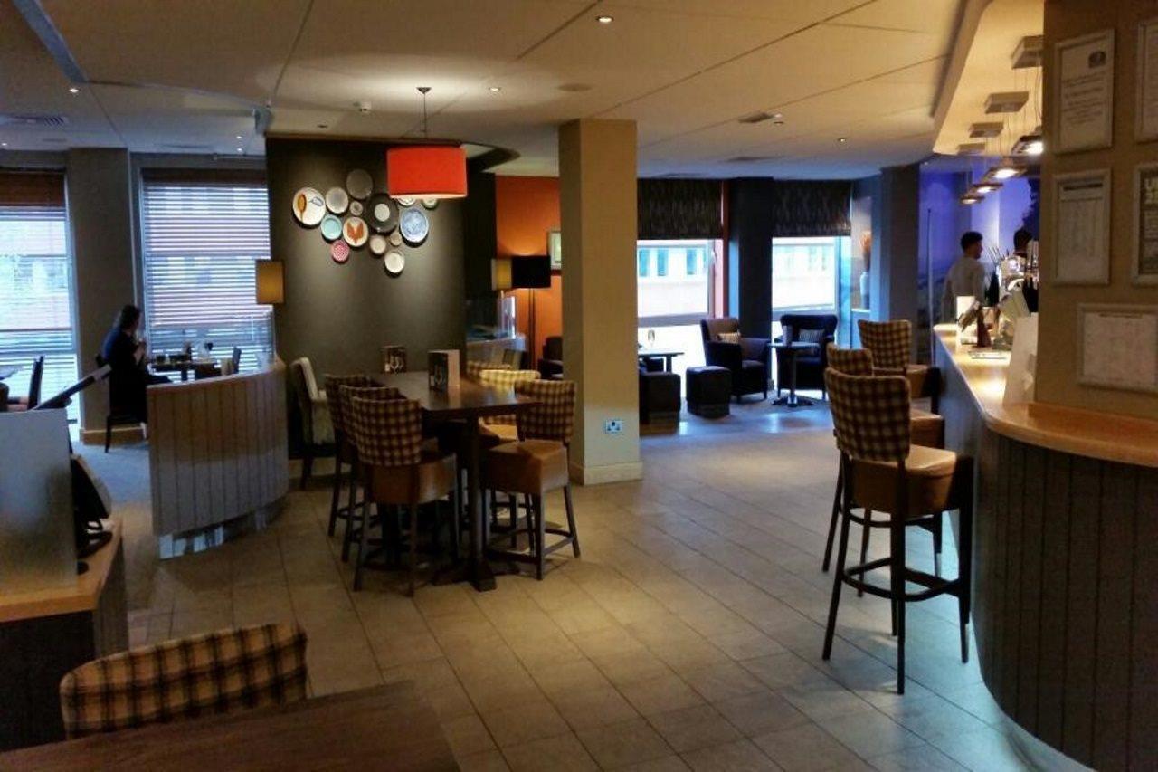 Premier Inn Sheffield City Centre Exterior photo
